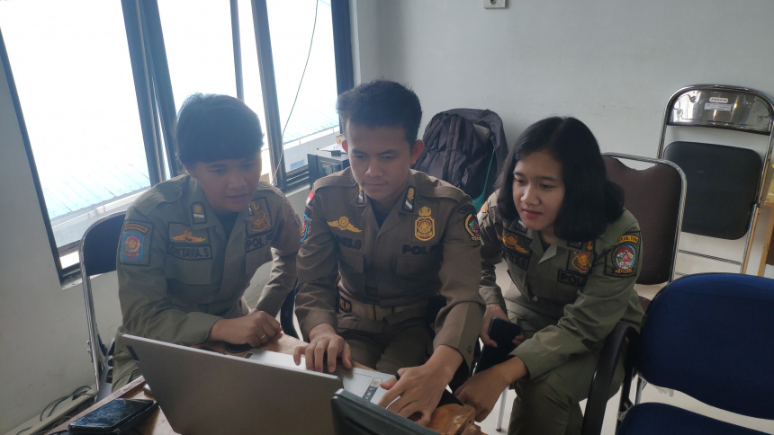 Koordinasi Website Satpol PP dengan Dinas Kominfo Kab. Toba